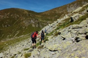 28 per raggiungere brevemente il sentiero per il Monte di Sopra...